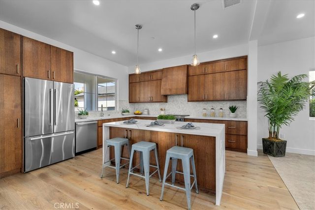 $2,100,000 | 5025 Sepulveda Boulevard, Torrance, CA 90505