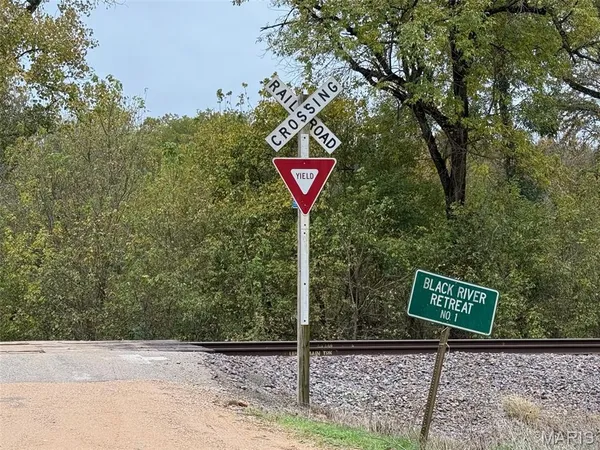 $6,000 | 1 Black River, Piedmont, MO 63957