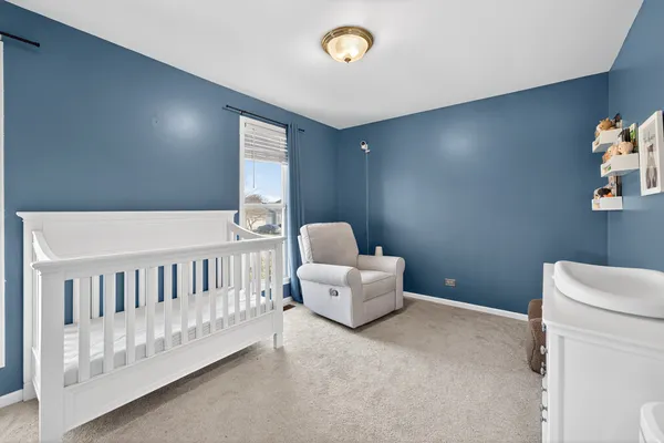 $369,999 | 736 Cypress Lane, Carol Stream, IL 60188