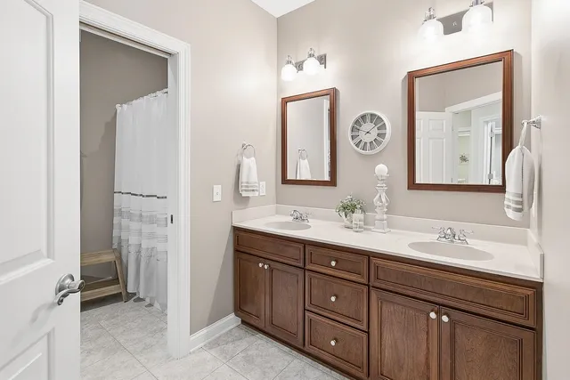 $649,900 | 111 Bayfield Court, Lake Mills, WI 53551