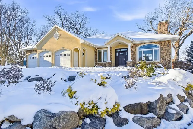 $649,900 | 111 Bayfield Court, Lake Mills, WI 53551