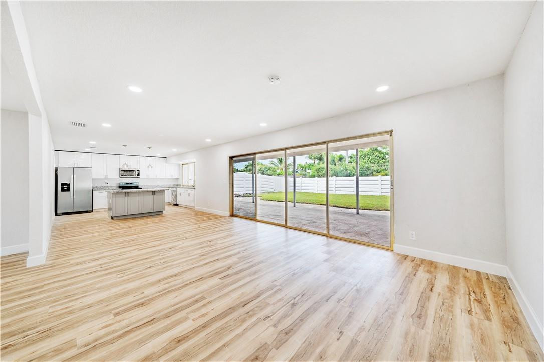 4901 West Park Road Hollywood, FL 33021 - Photo 11 of 48 Photo 11