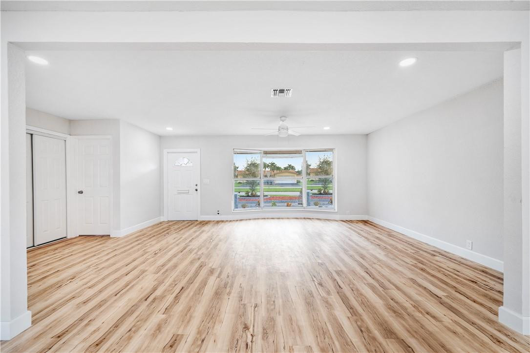 4901 West Park Road Hollywood, FL 33021 - Photo 9 of 48 Photo 9