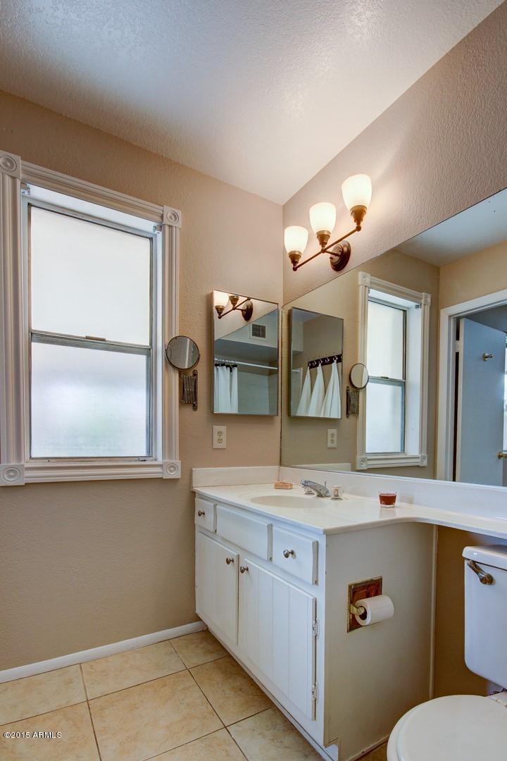 4512 East Phelps Road Phoenix, AZ 85032 - Photo 14 of 22 Phelps Road (28).jpg