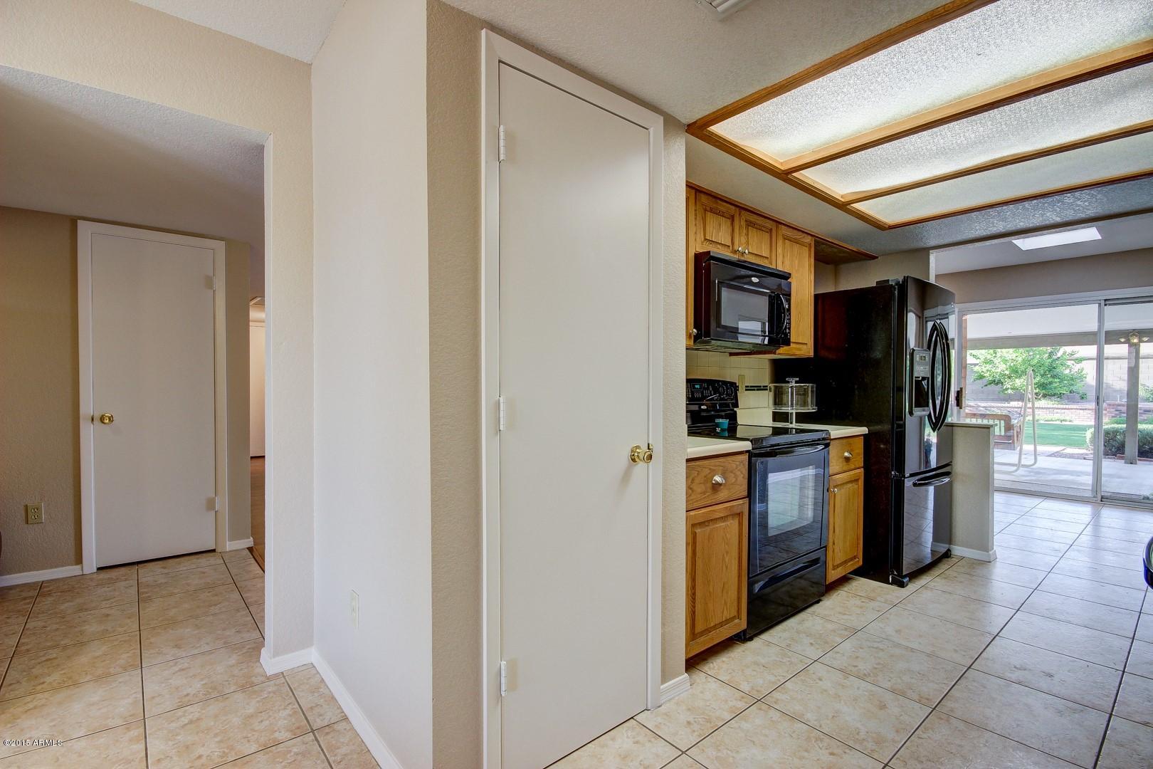 4512 East Phelps Road Phoenix, AZ 85032 - Photo 8 of 22 Phelps Road (16).jpg