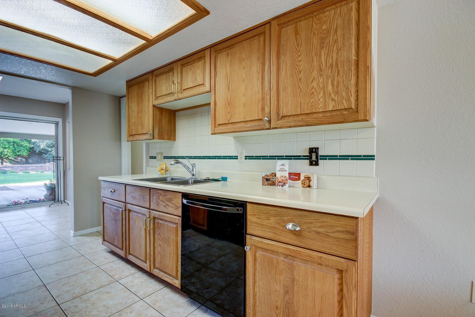 4512 East Phelps Road Phoenix, AZ 85032 - Photo 9 of 22 Phelps Road (17).jpg