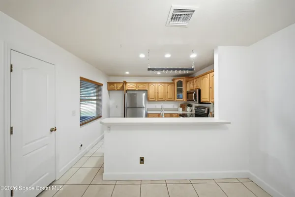 $2,100 | 2605 South Park Avenue, Titusville, FL 32780