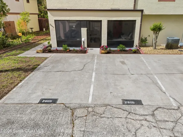 $2,100 | 2605 South Park Avenue, Titusville, FL 32780