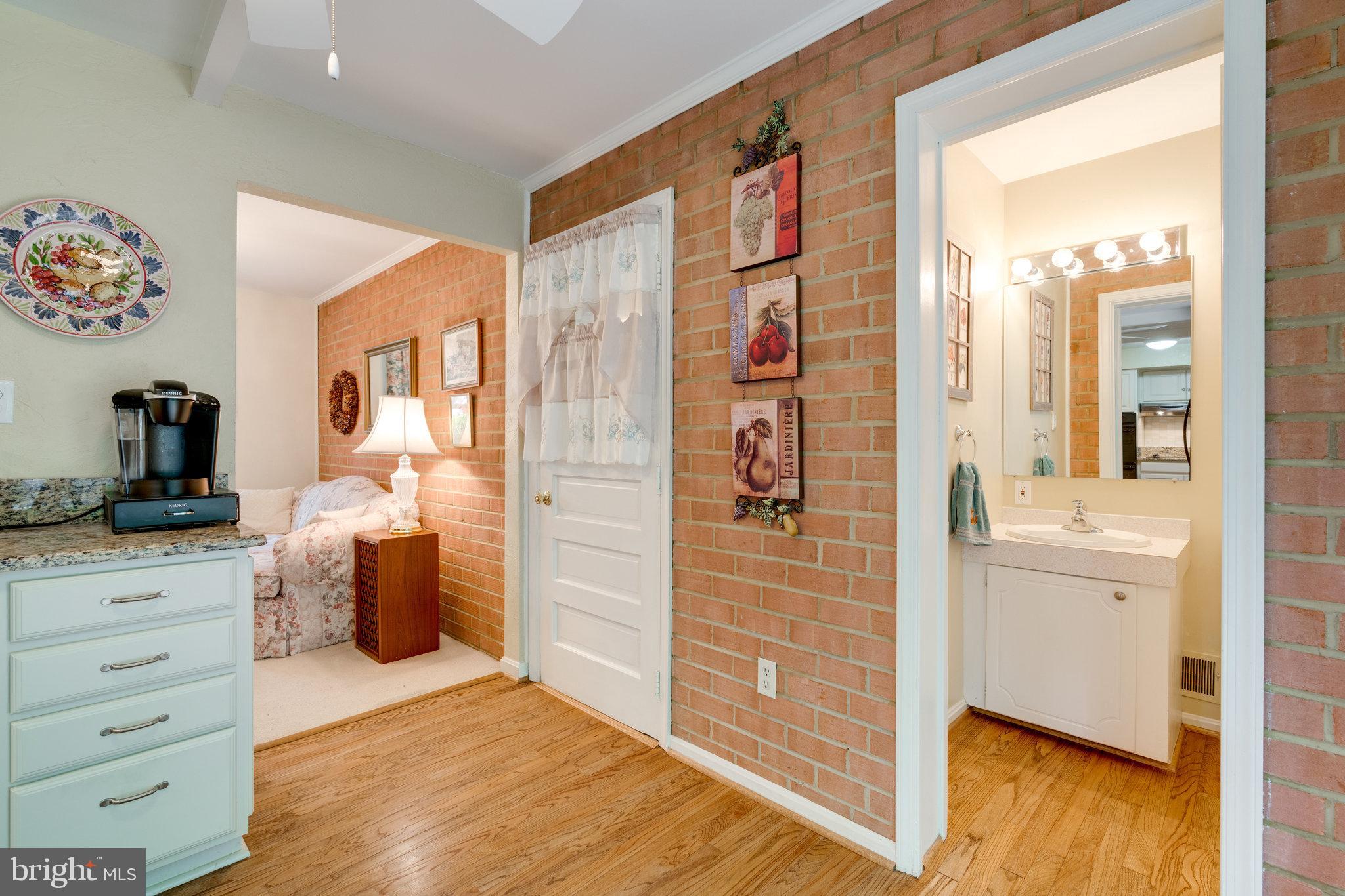 8707 Fox Ridge Road Springfield, VA 22152 - Photo 13 of 65