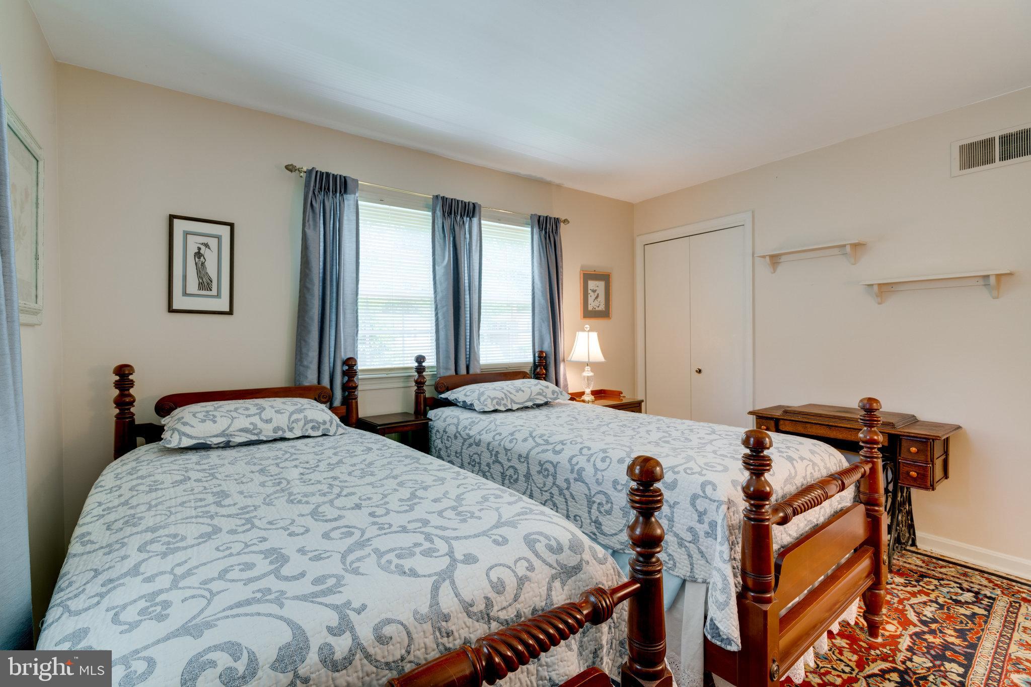 8707 Fox Ridge Road Springfield, VA 22152 - Photo 32 of 65