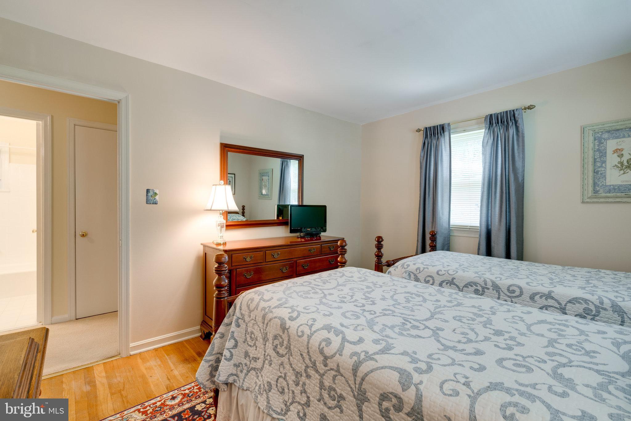 8707 Fox Ridge Road Springfield, VA 22152 - Photo 33 of 65