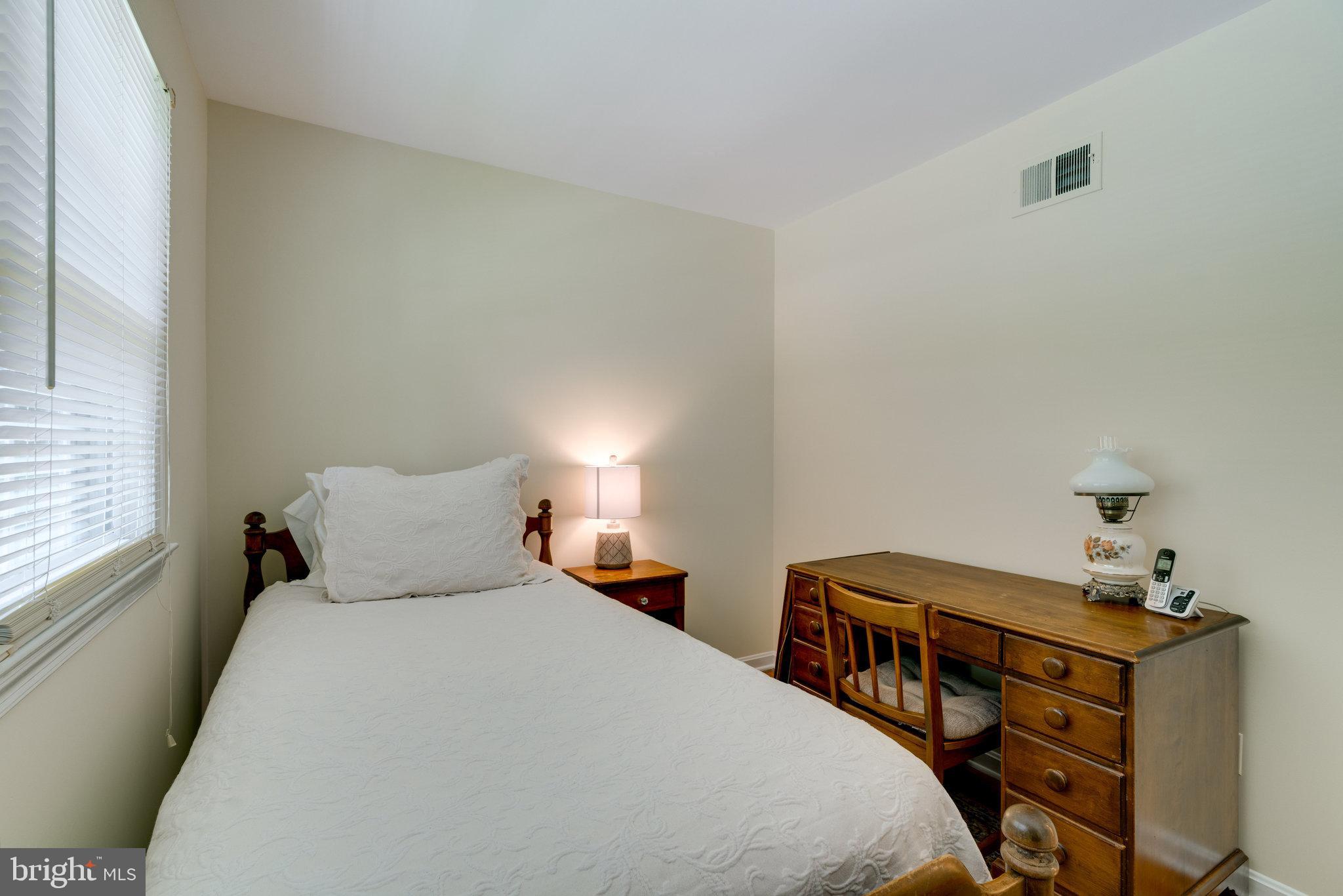 8707 Fox Ridge Road Springfield, VA 22152 - Photo 35 of 65