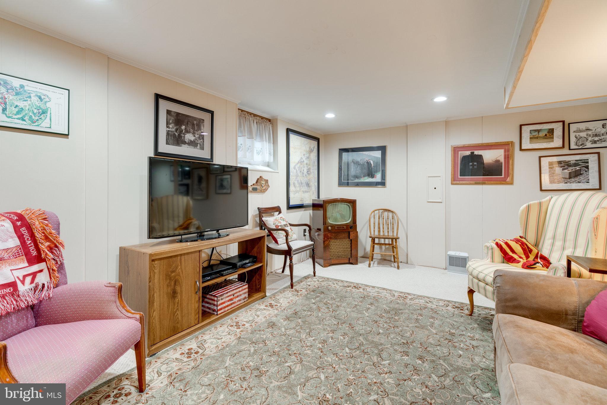 8707 Fox Ridge Road Springfield, VA 22152 - Photo 43 of 65