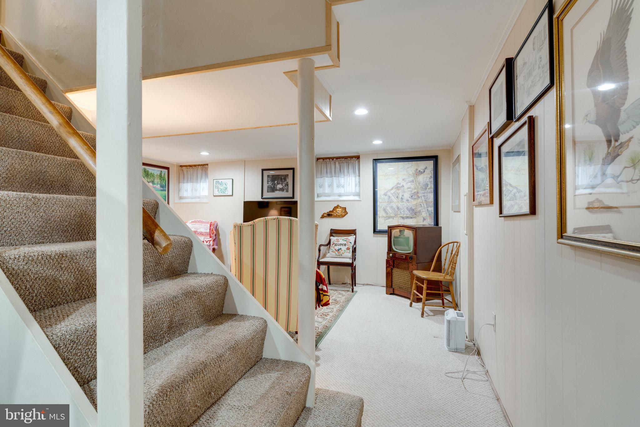 8707 Fox Ridge Road Springfield, VA 22152 - Photo 44 of 65