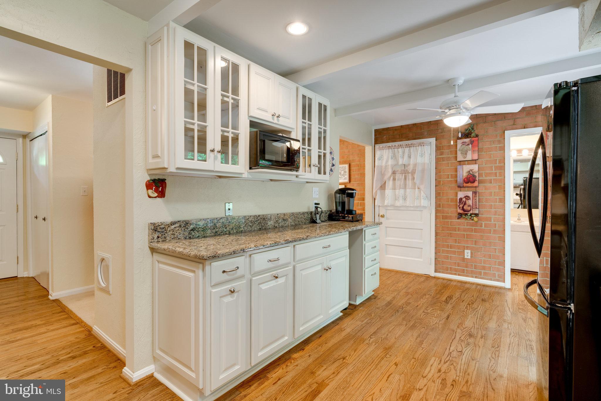 8707 Fox Ridge Road Springfield, VA 22152 - Photo 7 of 65