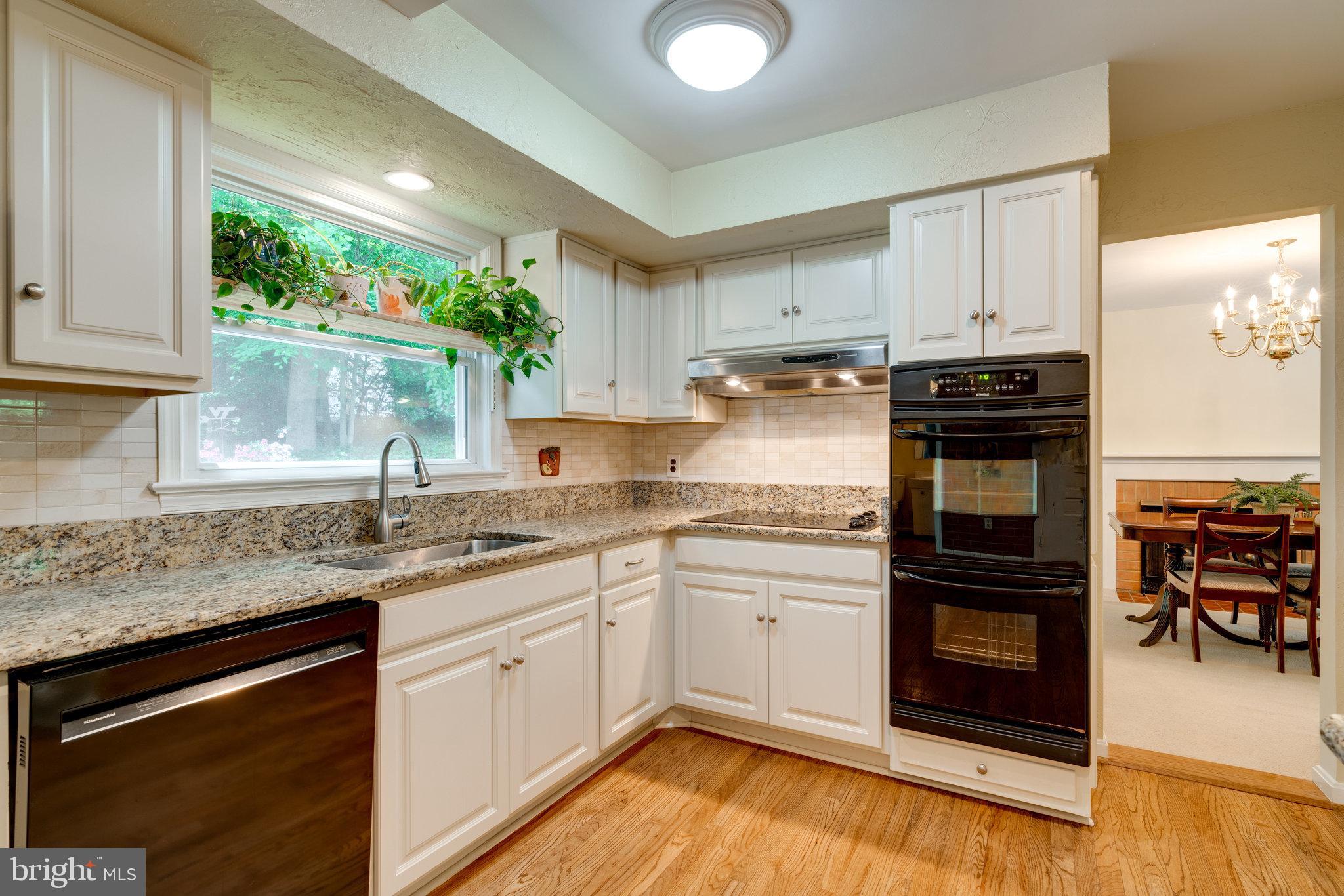 8707 Fox Ridge Road Springfield, VA 22152 - Photo 8 of 65