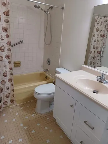 $455,000 | 2 Fawn Lane, Palm Coast, FL 32137