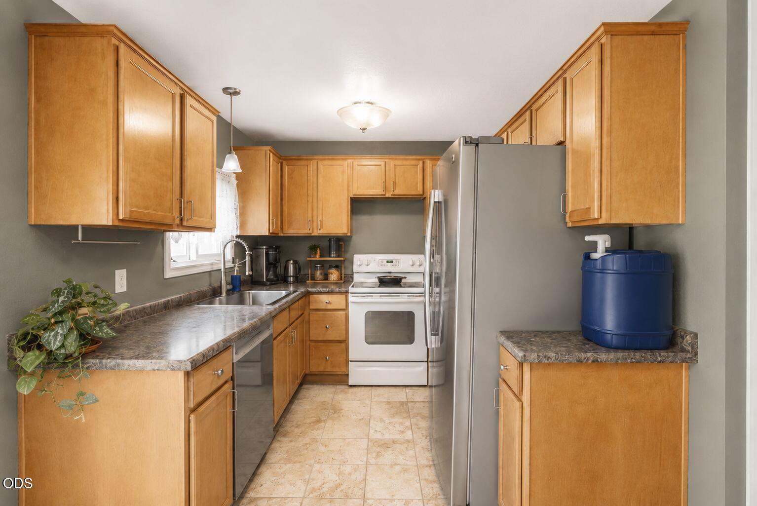 45 Ashley Place Central Point, OR 97502 - Photo 10 of 20