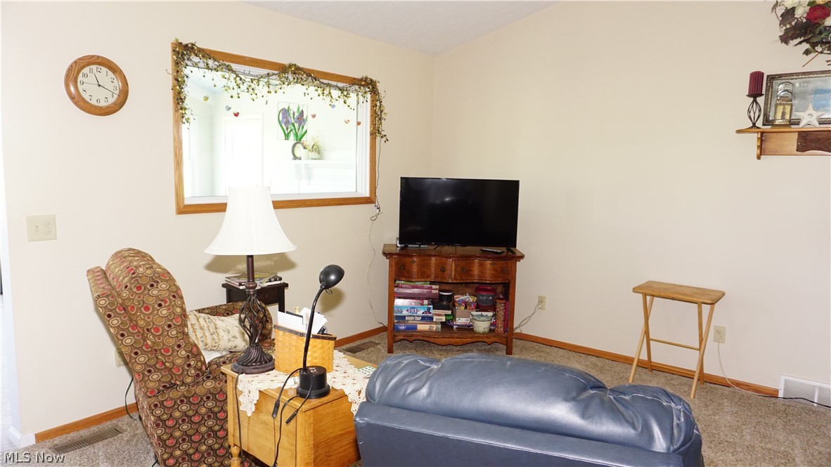 5959 Waterloo Road Atwater, OH 44201 - Photo 14 of 25