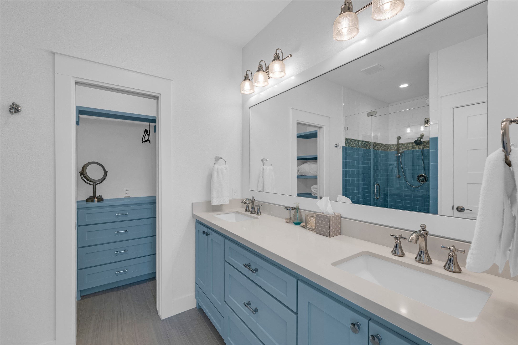 11614 Beachside Galveston, TX 77554 - Photo 32 of 50