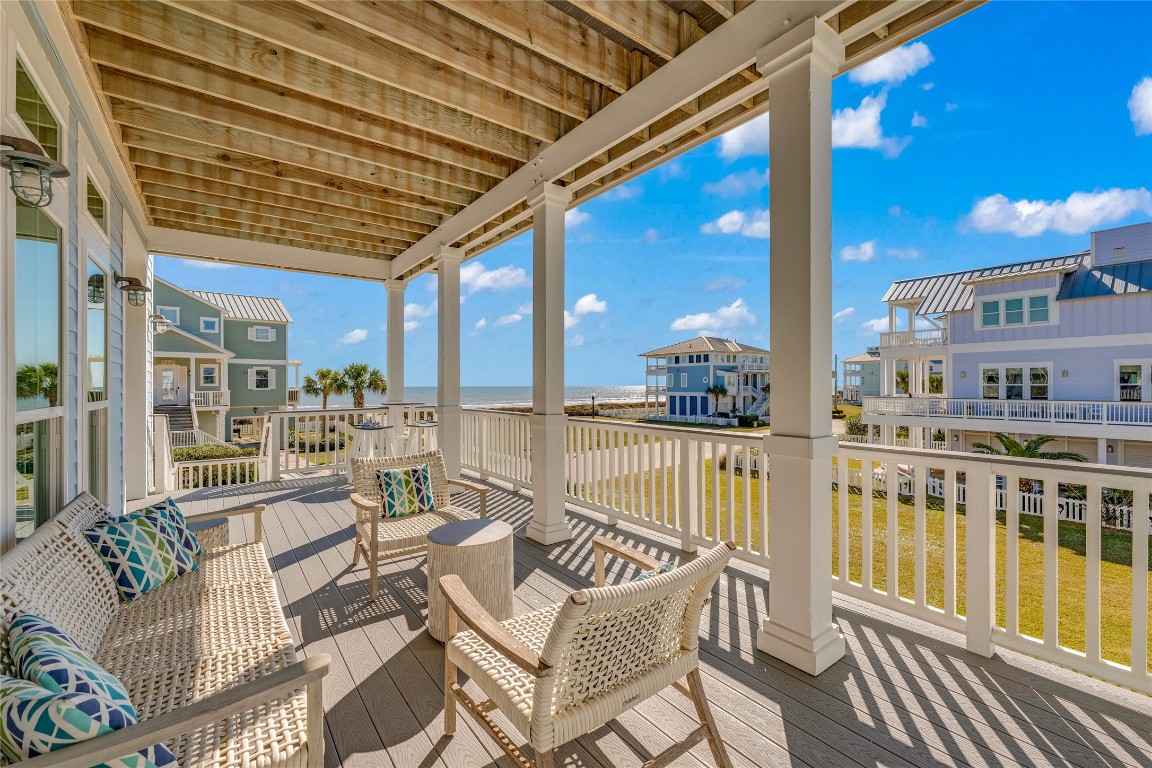 11614 Beachside Galveston, TX 77554 - Photo 4 of 50