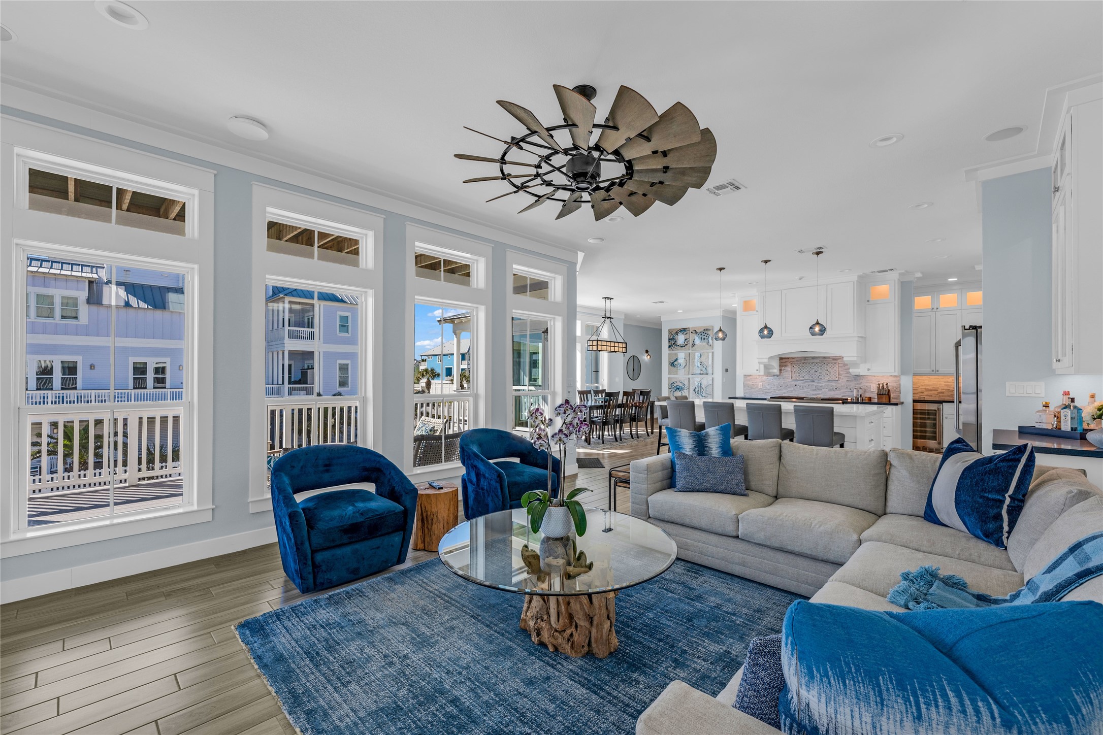 11614 Beachside Galveston, TX 77554 - Photo 4 of 50