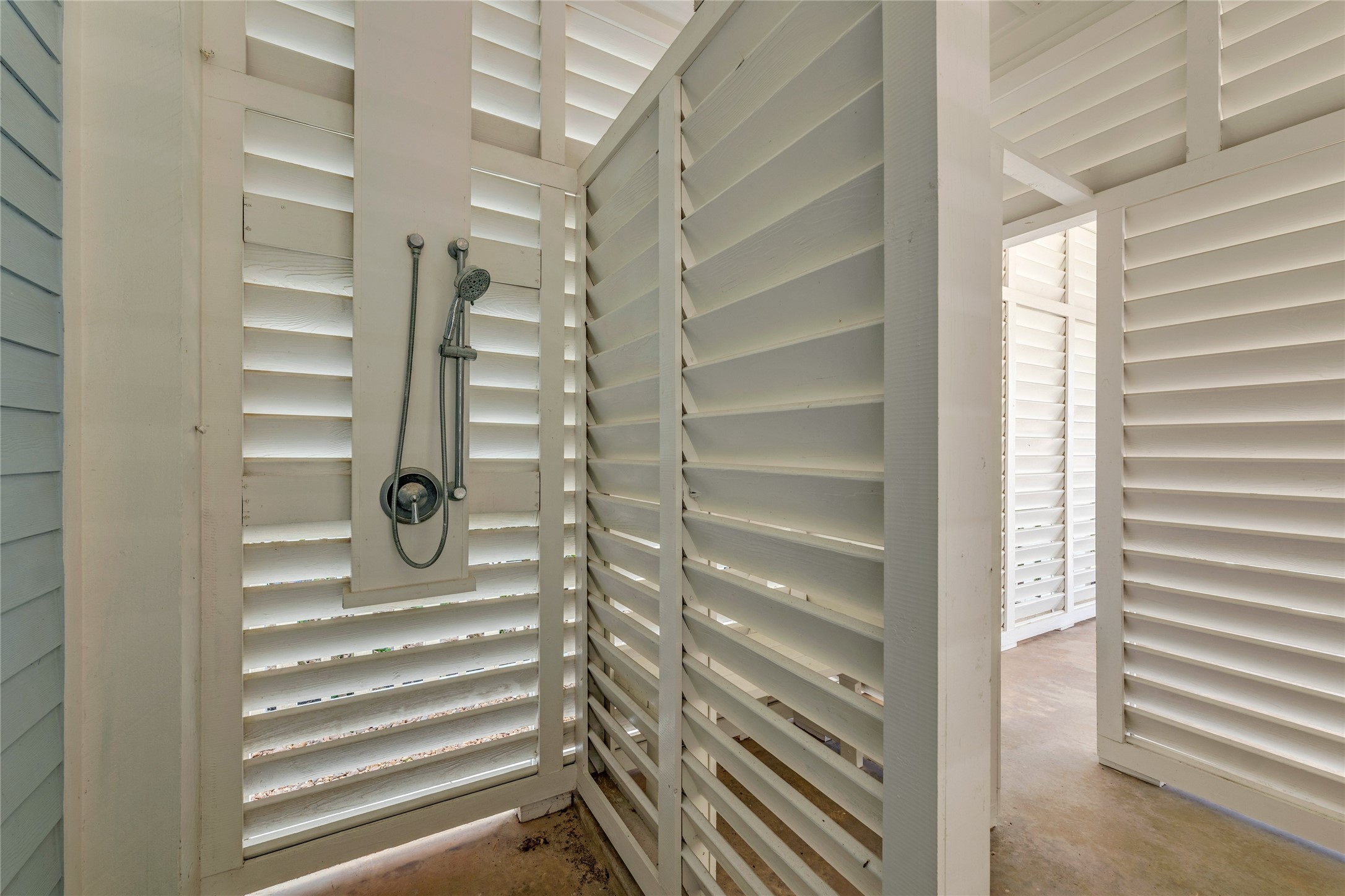 11614 Beachside Galveston, TX 77554 - Photo 49 of 50