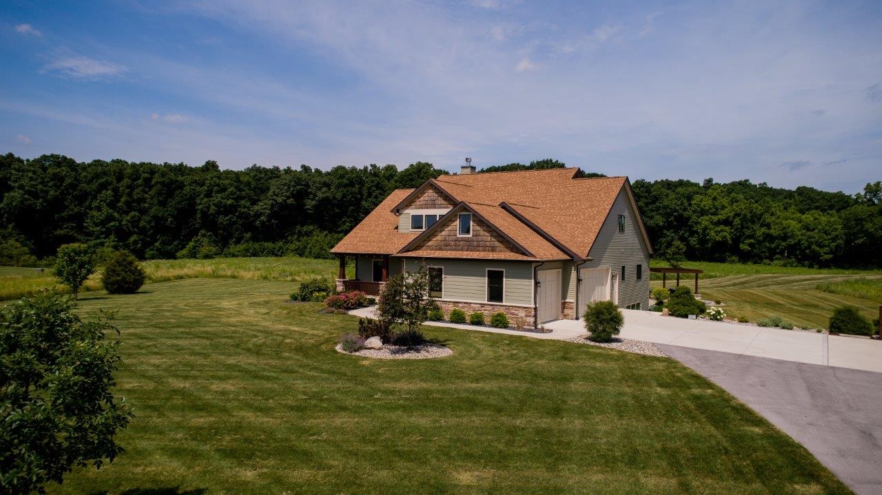 18207 Hand Road Huntertown, IN 46748 - Photo 3 of 35
