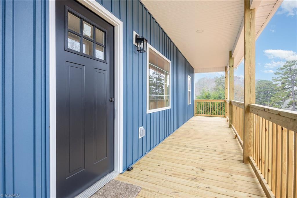 203 Reich Street Lexington, NC 27292 - Photo 2 of 27