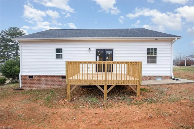 $249,000 | 203 Reich Street, Lexington, NC 27292