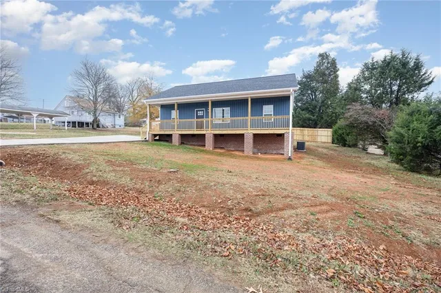 $249,000 | 203 Reich Street, Lexington, NC 27292