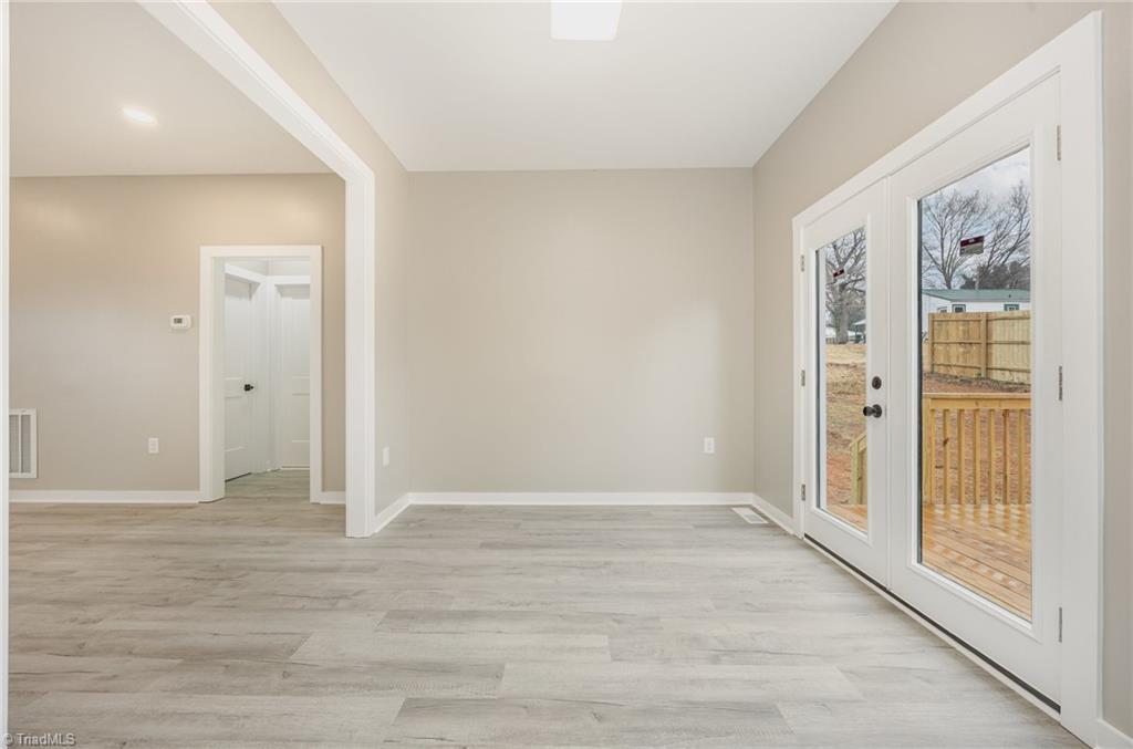 203 Reich Street Lexington, NC 27292 - Photo 5 of 27