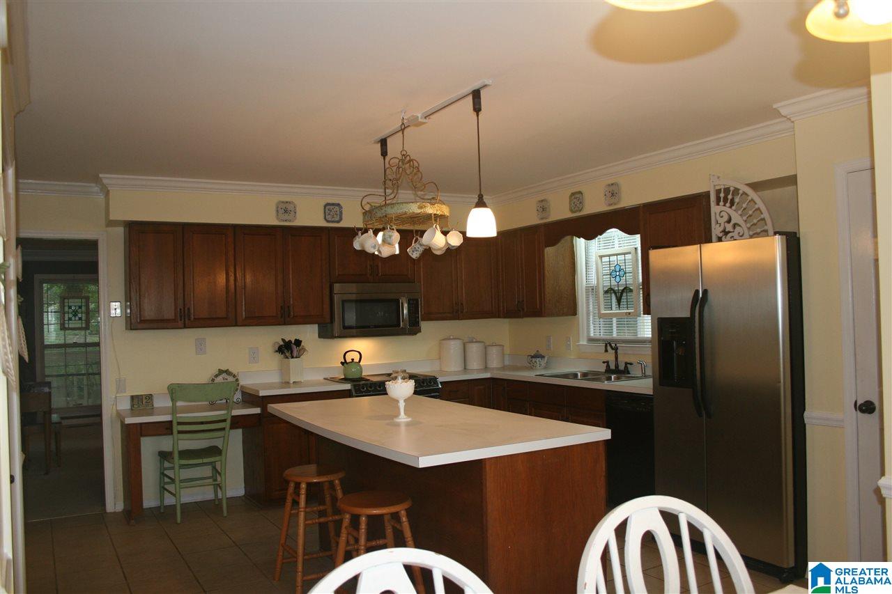 26 Shades Crest Road Birmingham, AL 35226 - Photo 13 of 32