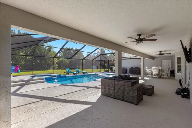 $1,250,000 | 5615 202 Place, McIntosh, FL 32664