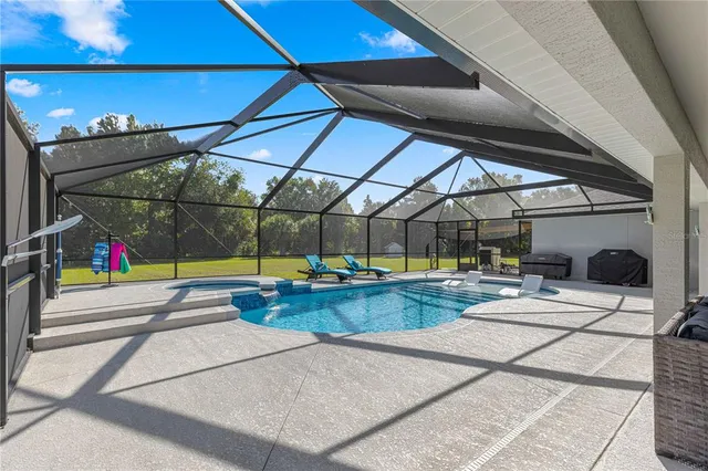 $1,250,000 | 5615 202 Place, McIntosh, FL 32664