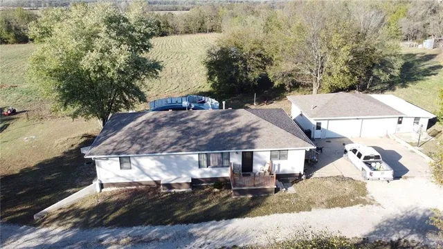 $372,500 | 2317 Maple Road, Fort Scott, KS 66701