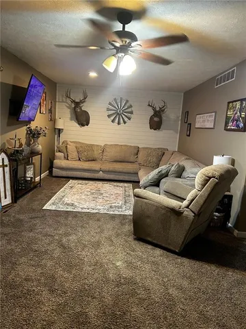 $372,500 | 2317 Maple Road, Fort Scott, KS 66701