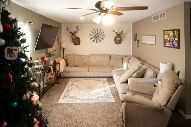 $372,500 | 2317 Maple Road, Fort Scott, KS 66701