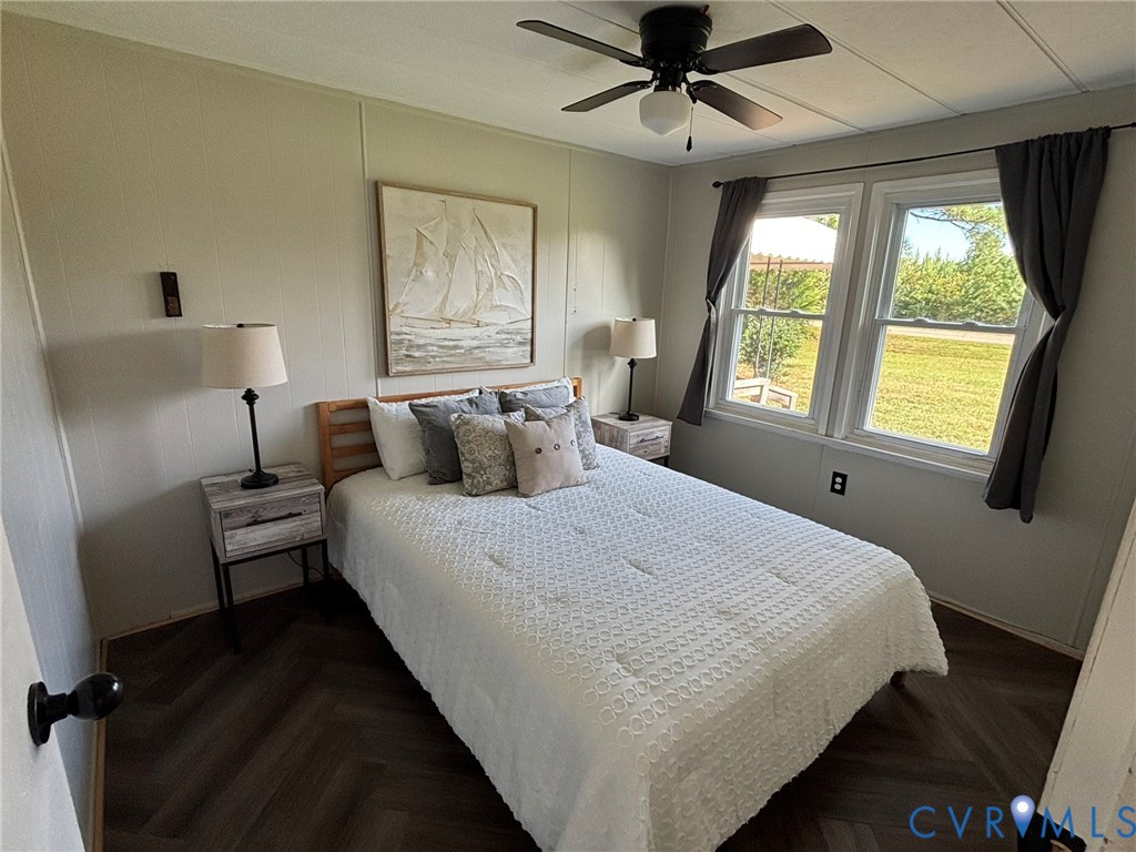 5560 Cartersville Road Powhatan, VA 23139 - Photo 8 of 14 Bedroom has double windows and ceiling fan!