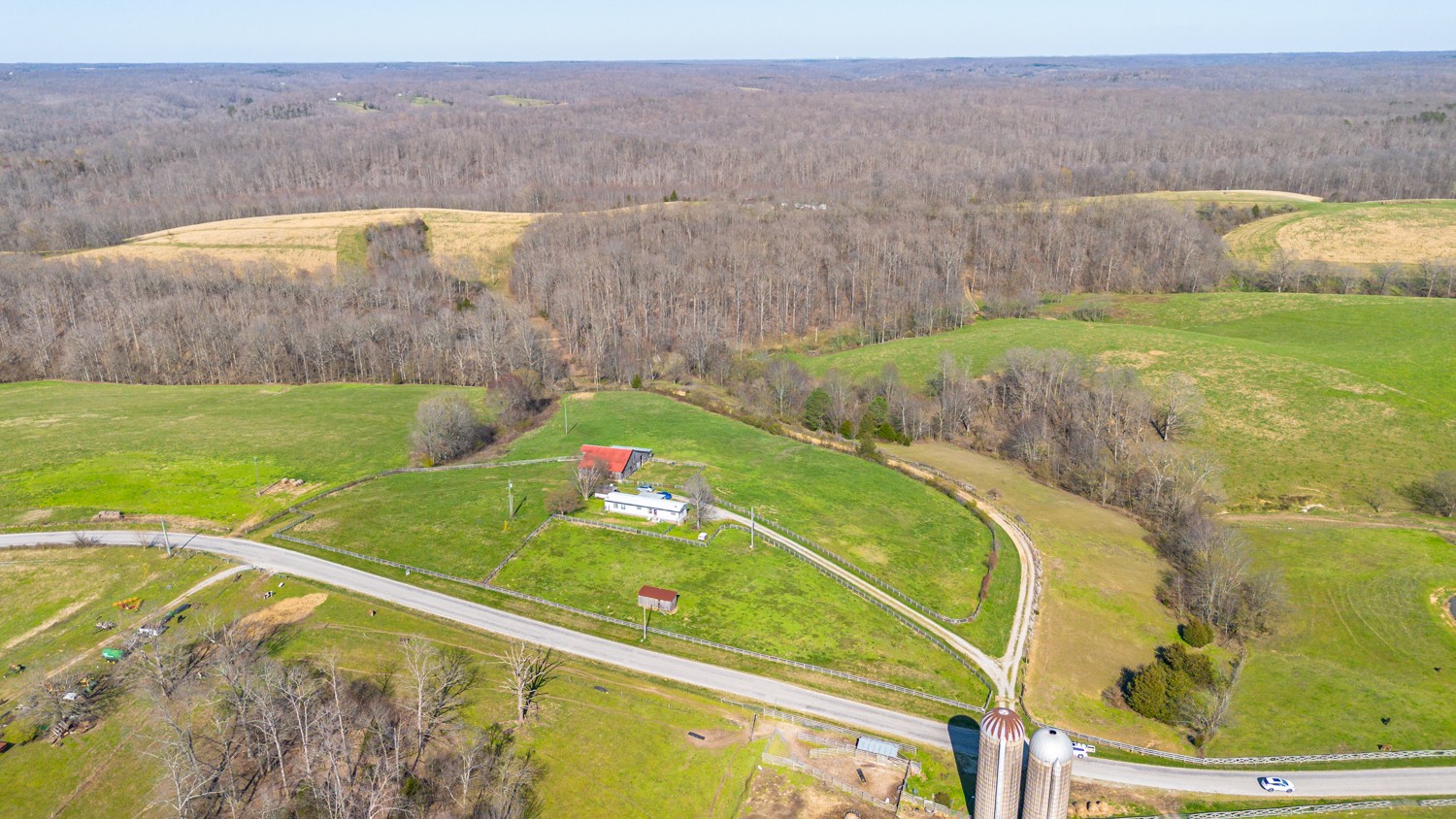 6376 Beard Road Primm Springs, TN 38476 - Photo 10 of 46