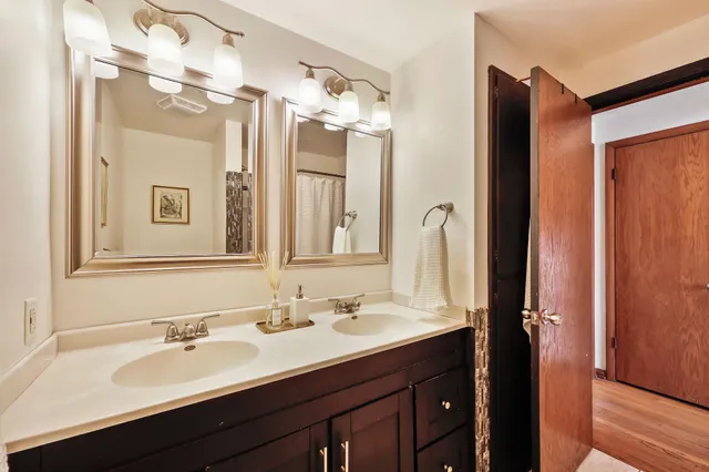 $725,000 | 5019-5021 Manitowoc Parkway, Madison, WI 53705