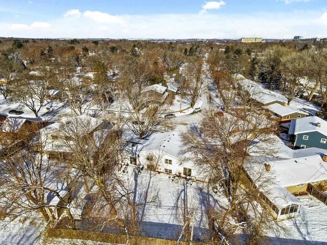 $725,000 | 5019-5021 Manitowoc Parkway, Madison, WI 53705