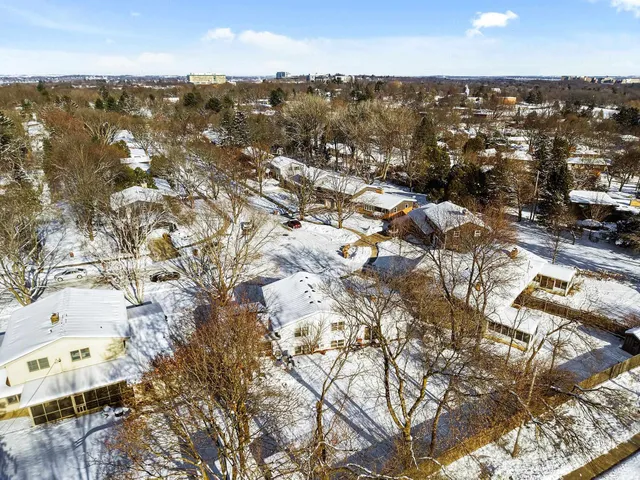 $725,000 | 5019-5021 Manitowoc Parkway, Madison, WI 53705