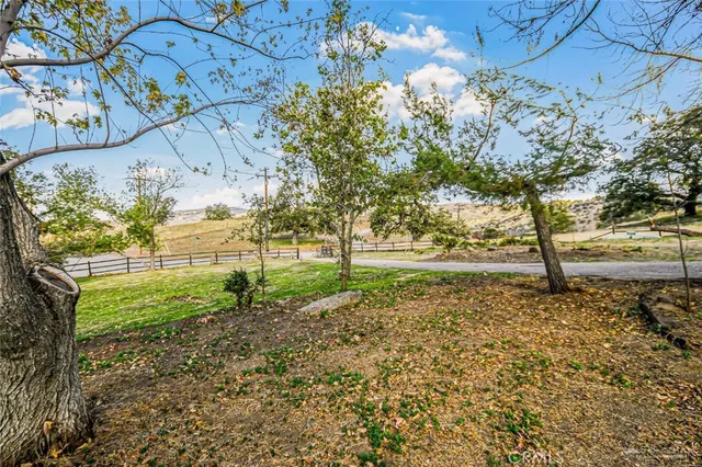 $469,990 | 30617 Buckskin Drive, Tehachapi, CA 93561