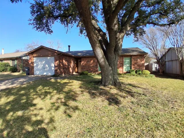 $2,000 | 553 Hanover Drive, Allen, TX 75002