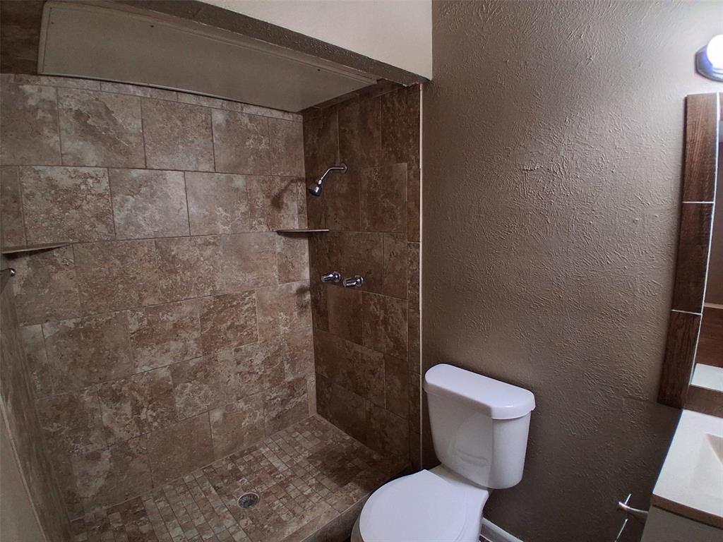 553 Hanover Drive Allen, TX 75002 - Photo 7 of 9