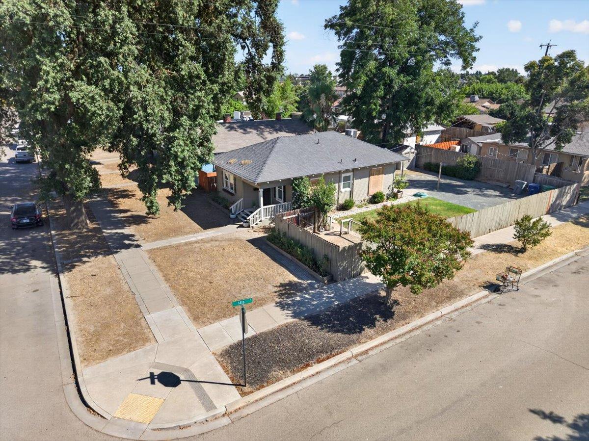 1407 E Street Reedley, CA 93654 - Photo 27 of 32