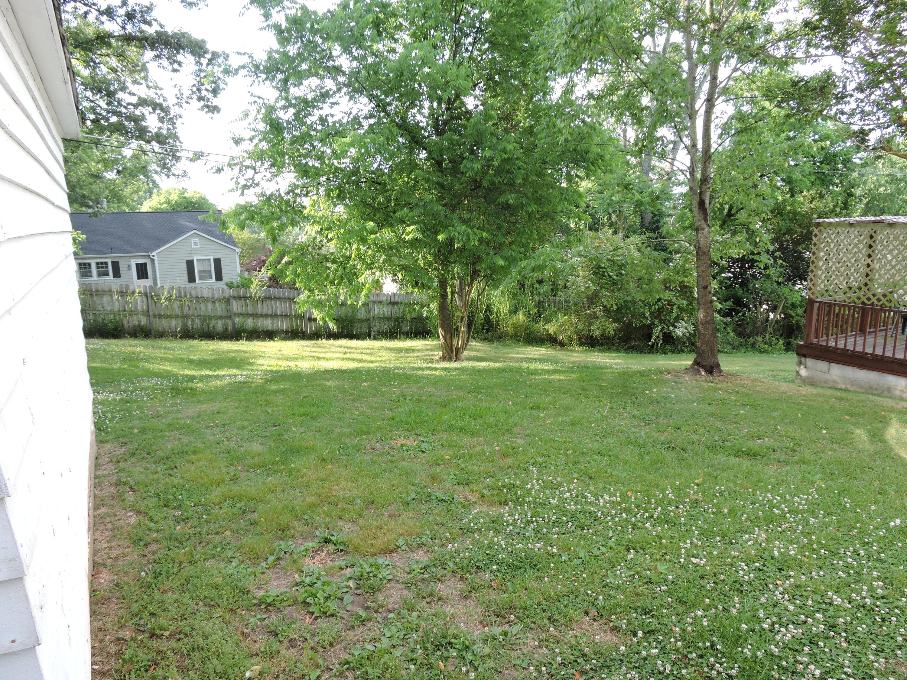 2616 Buffat Mill Road Knoxville, TN 37917 - Photo 5 of 18 Buffet Mill 2616 017