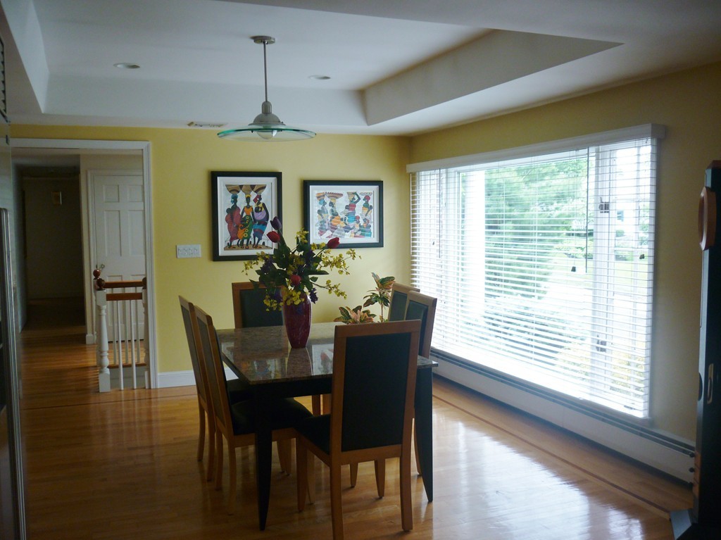 109 Locksley Road Lynnfield, MA 01940 - Photo 11 of 30 Gallery Image 11