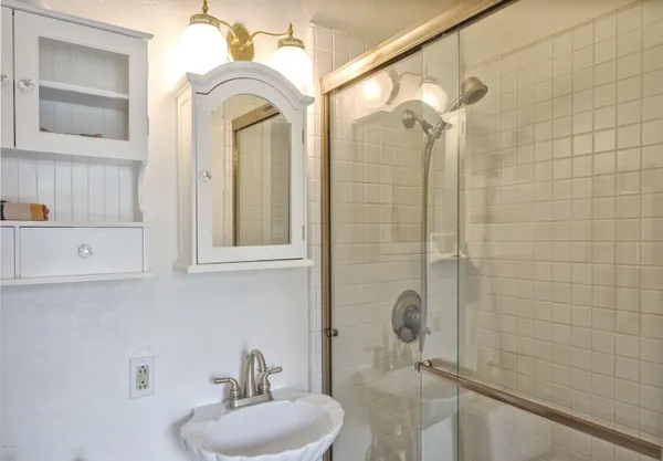 $6,495 | 4406 North Dromedary Road, Phoenix, AZ 85018